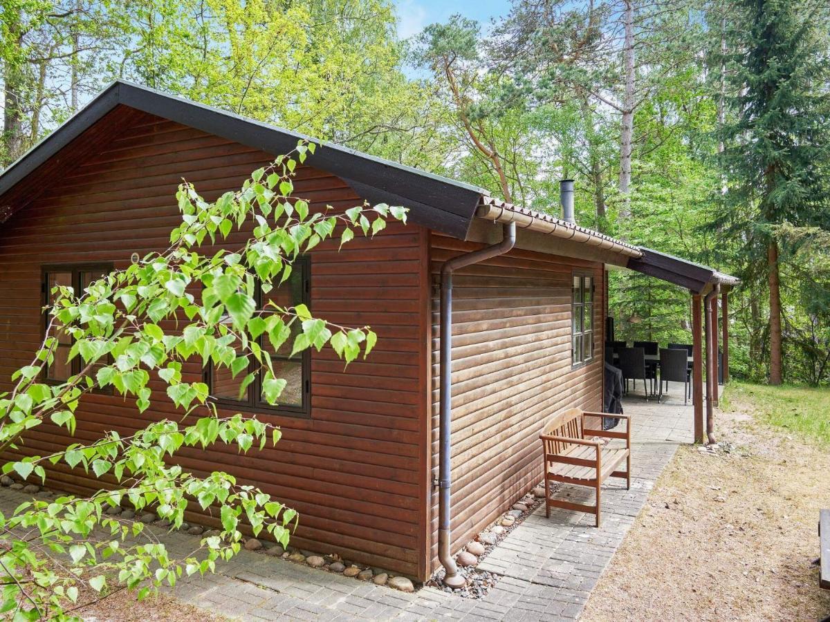 Three-Bedroom Holiday Home In Ronne 4 Exteriér fotografie
