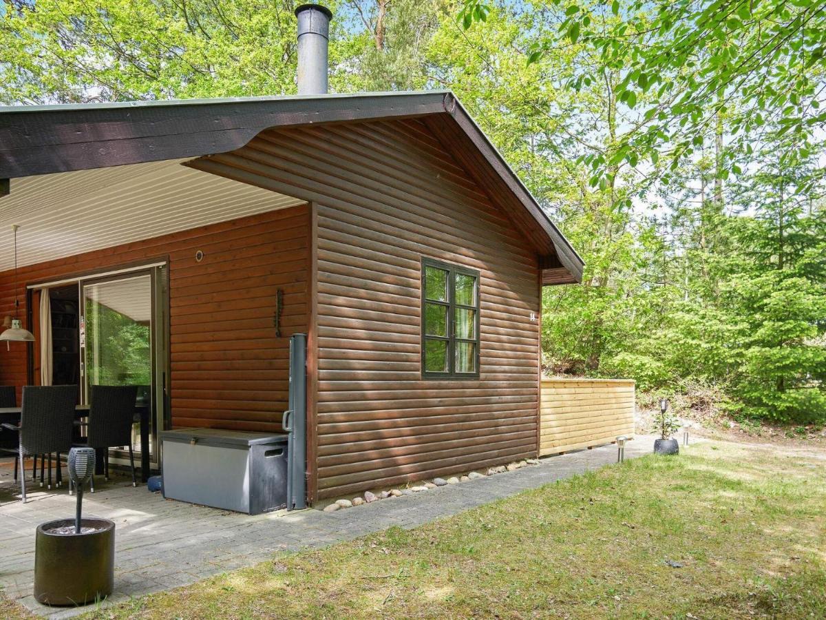 Three-Bedroom Holiday Home In Ronne 4 Exteriér fotografie